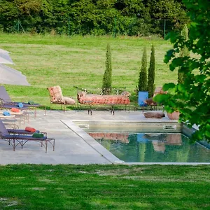 Bastide De Bellegarde 住宿加早餐酒店